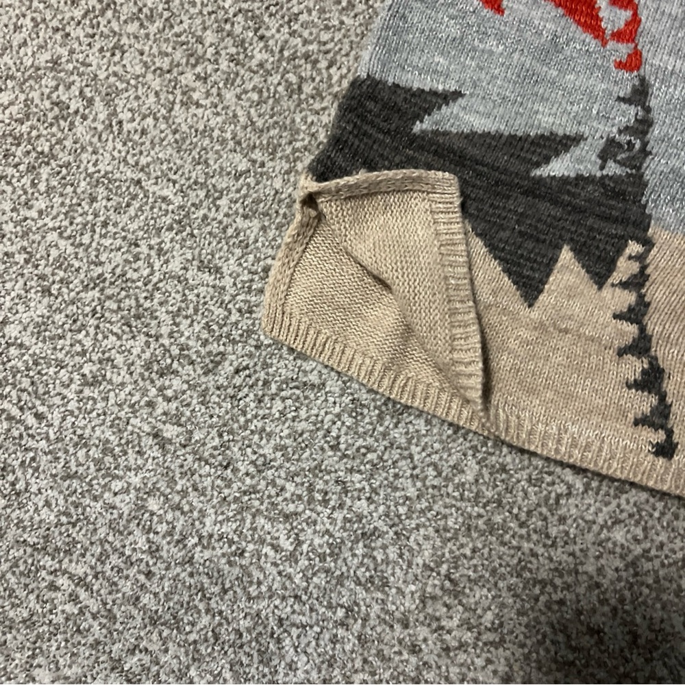Lauren Ralph Lauren Red and Gray Aztec design Sweater - Picture 6 of 7